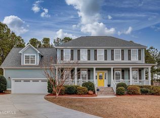 826 Blue Point Dr, Wilmington, NC 28411