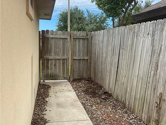 5th image of 3102 E Diamondhead Ave APT 4