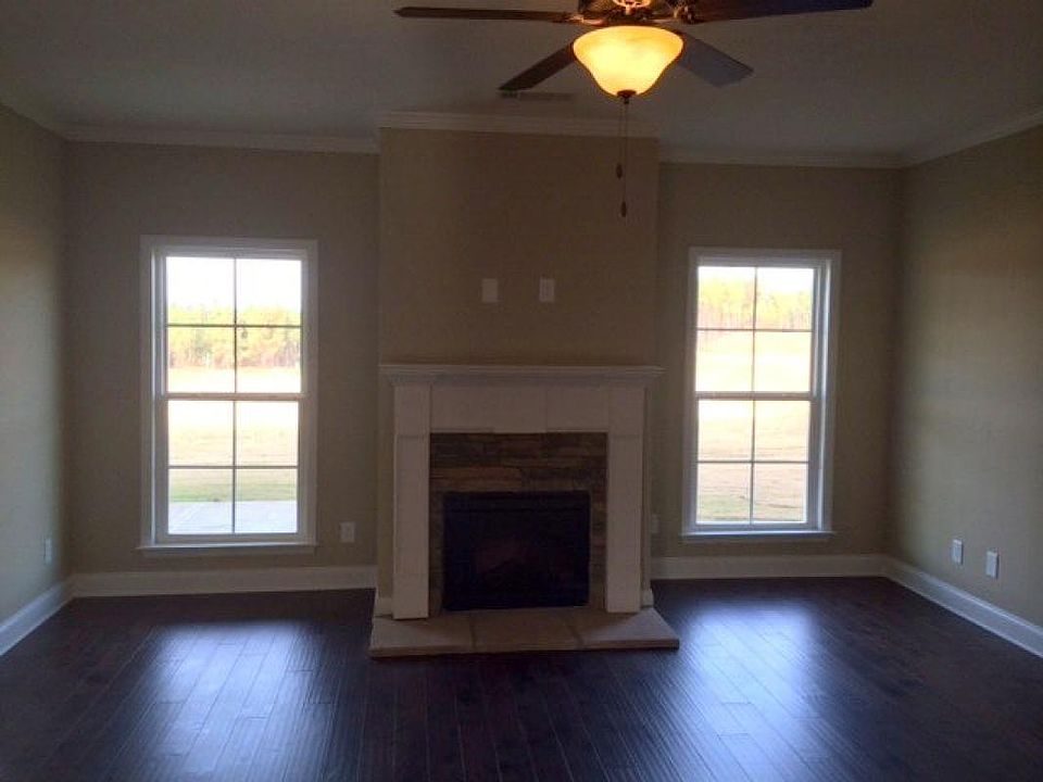 2nd image of 845 Herrington Dr