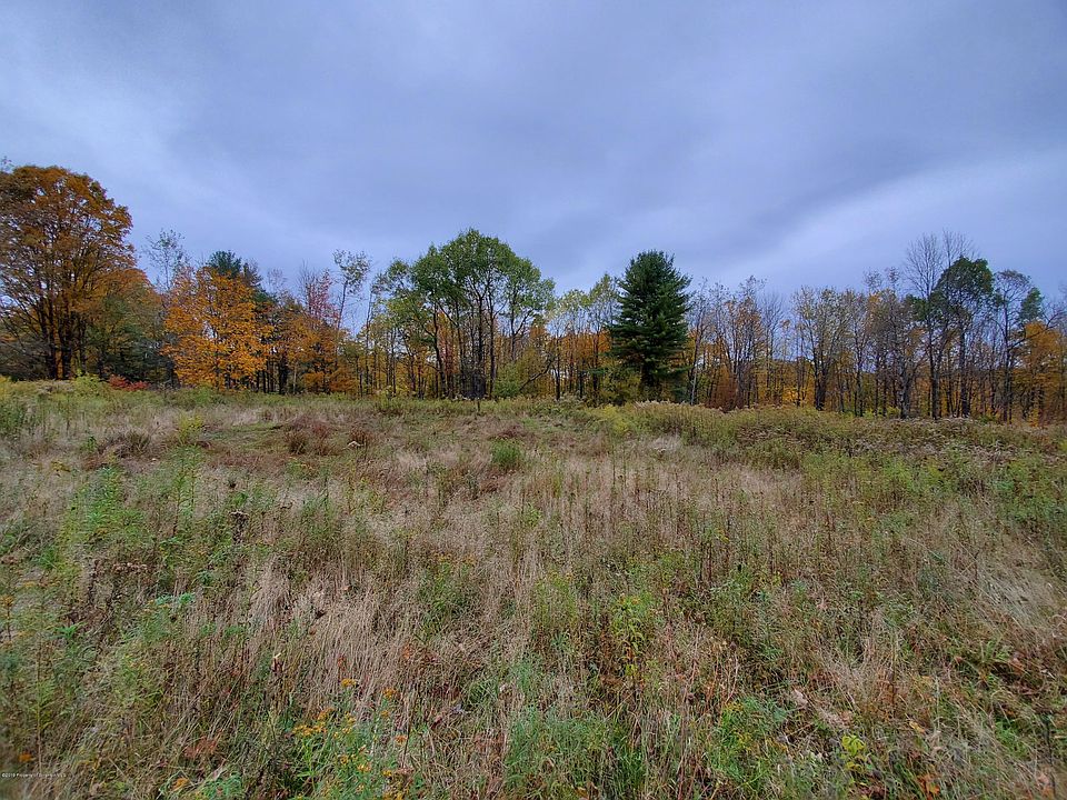 2nd image of Stump Pond Rd