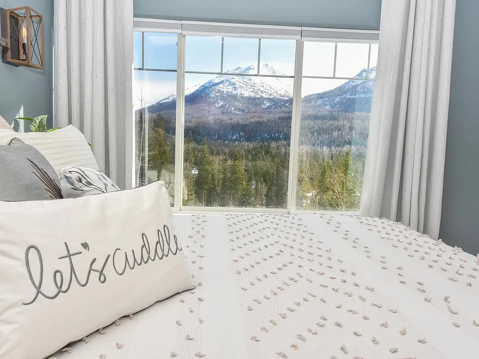 Enjoy the mountain views from your bed!