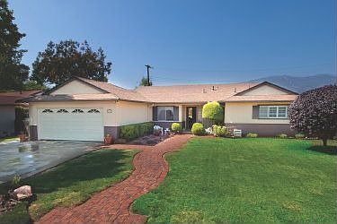 1st image of 4674 La Loma Way