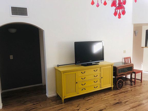LivingRoom2