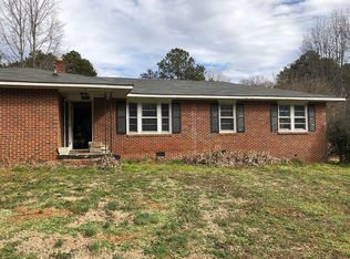 1139 Pine Top Rd, Belton, SC 29627