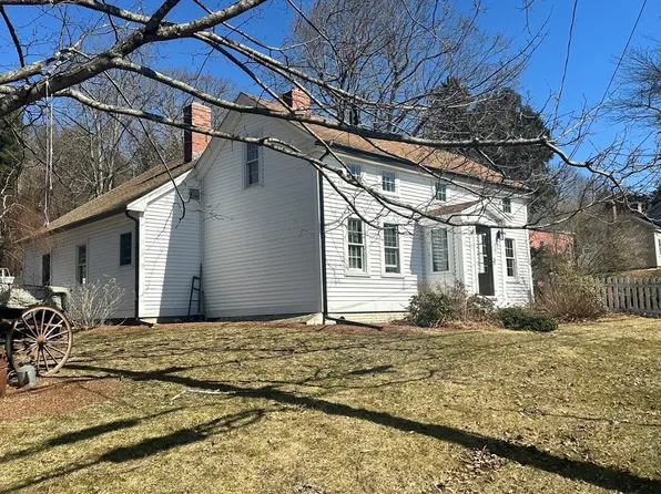 26 West St, Paxton, MA 01612
