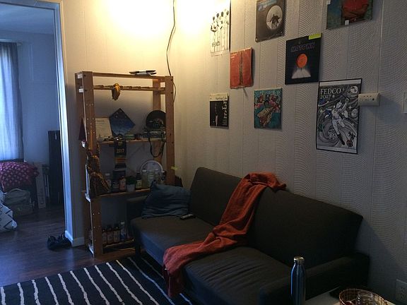 3rd image of 321 Melwood Ave #401