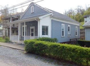 417 E Myles Ave, Pennsboro, WV 26415