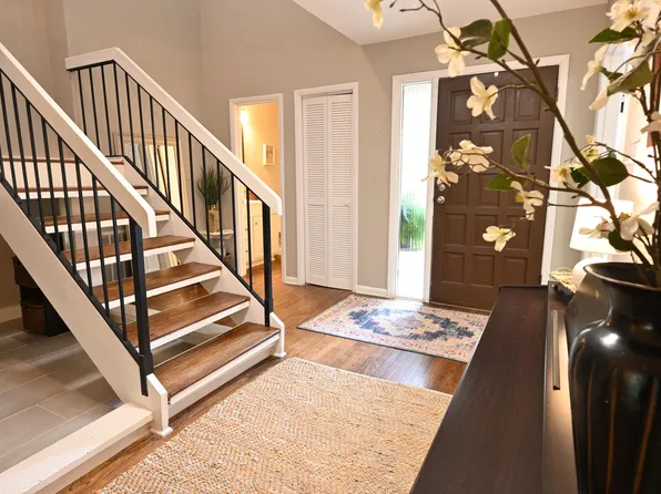 4100 Five Oaks Dr Unit 39, Durham, NC 27707