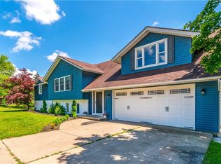 4682 Beach Ridge Rd, Lockport, NY 14094