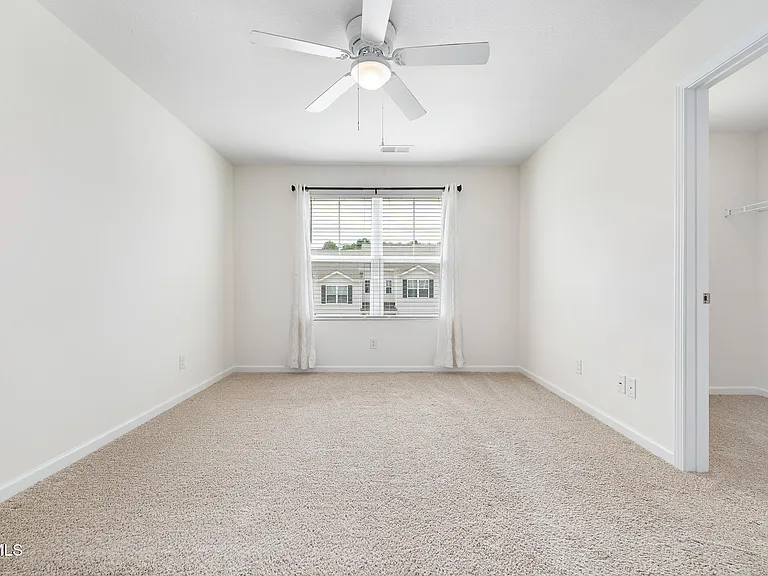1006 Saylors Pl — Photo 24