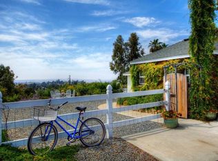 1953 Riviera Dr, Vista, CA 92084