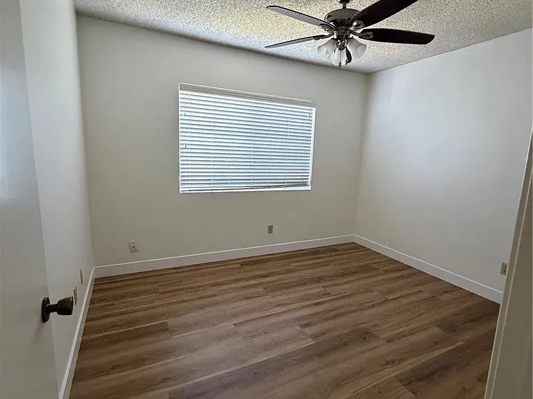 33842 Granada Dr — Photo 24