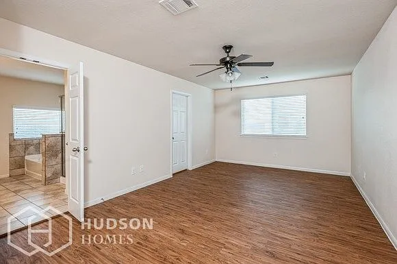 13503 Vista De Oro St — Photo 9