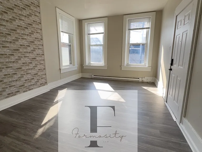 611 W Turner St #1 — Photo 10
