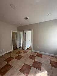 21-28 Ditmars Boulevard, #2B