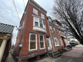 214 Briggs St, Harrisburg, PA