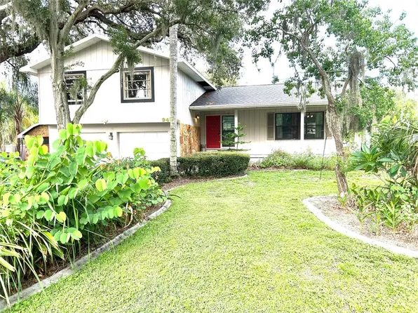 945 College Hill Dr, Clearwater, FL 33765