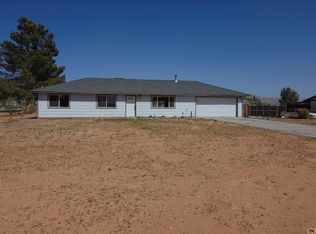 16819 Walpi Rd, Apple Valley, CA 92307