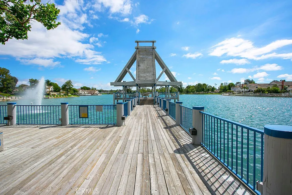 1 bed, 715 sqft, $2,500 — Photo 1
