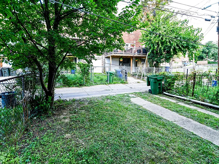 38 N Rosedale St — Photo 11
