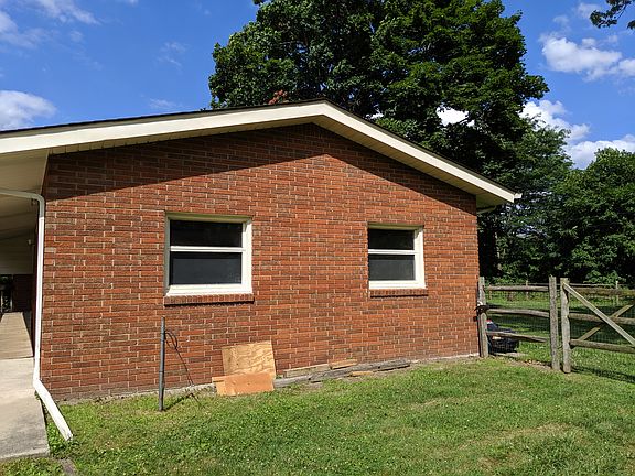 3rd image of 11620 Brookshire Dr