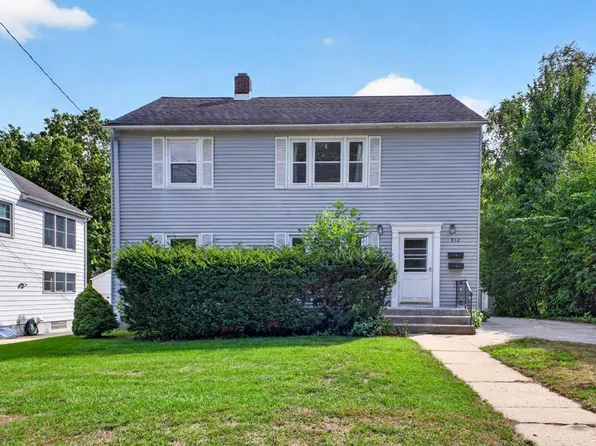 812 11th St SW, Rochester, MN 55902