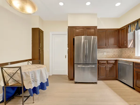 129 97th Street image 9 of 29