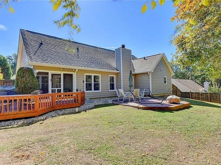 3940 Piper Glen Dr — Photo 48
