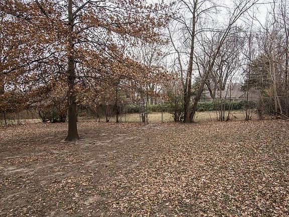4th image of 8628 Goodman Drive