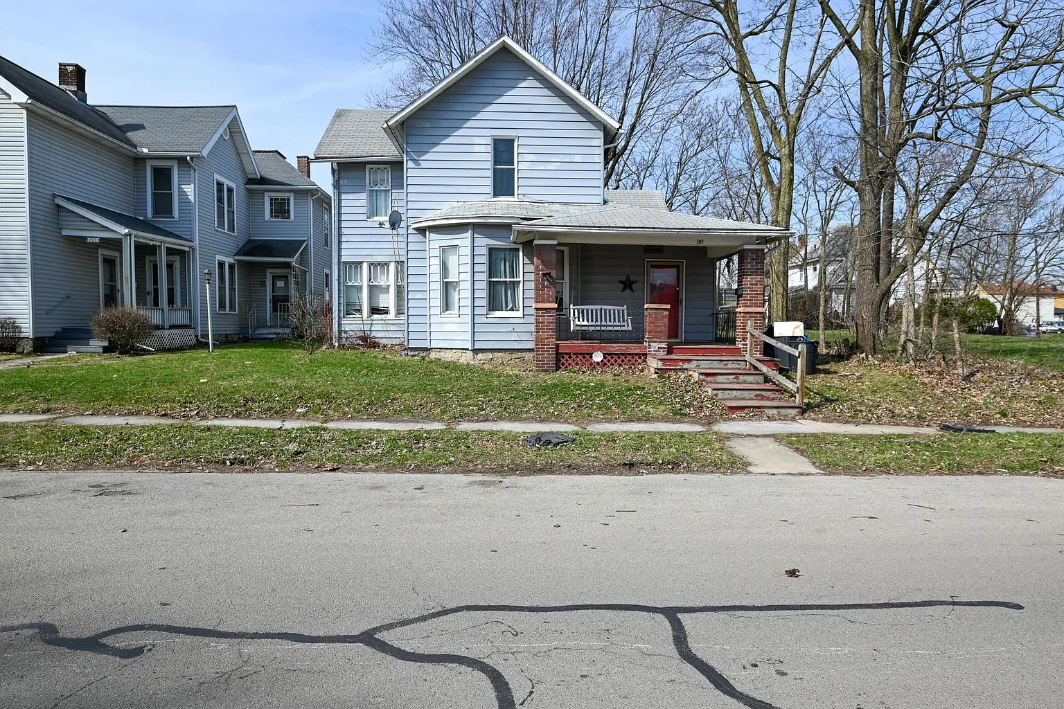 187 Olney Ave photo 1