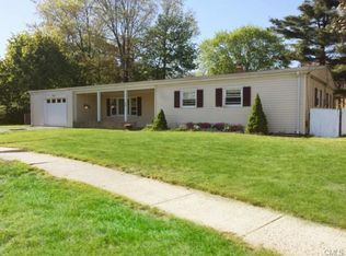 100 Tomlinson Pl, Stratford, CT 06614