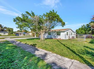 1320 Cleve H Dixon Ave, Riviera Beach, FL 33404