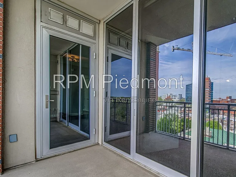 1820 Peachtree Rd #911 — Photo 18