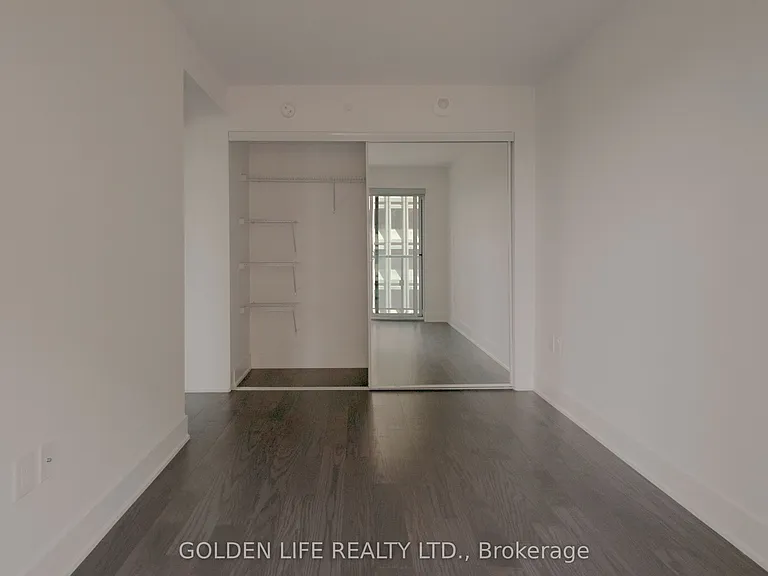 955 Bay St #1614 — Photo 5