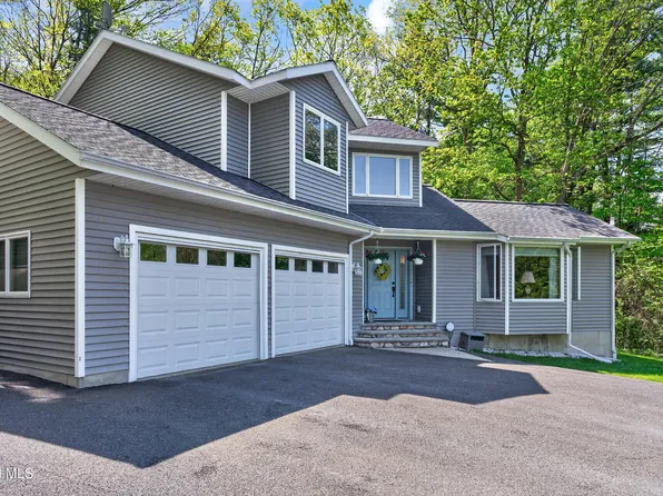 2598 New York 43, Averill Park, NY 12018
