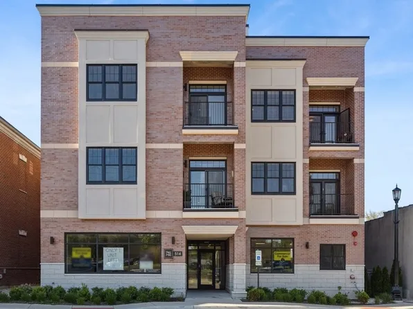 514 Hillgrove Ave #303, Western Springs, IL 60558