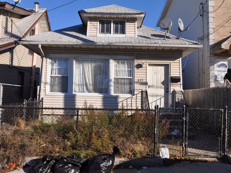 1st image of 412 Beach 46th St