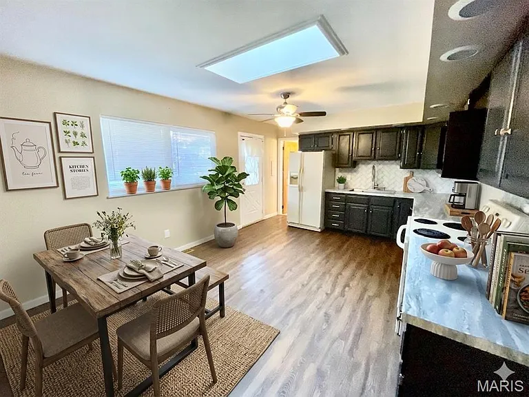 208 Harvard Dr — Photo 13