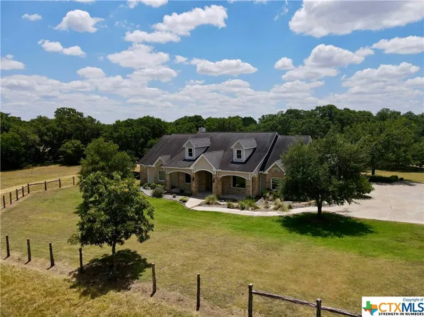 3020 Piano Bridge Rd, Schulenburg, TX 78956