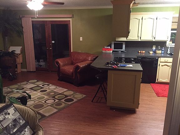Dining area / French Doors