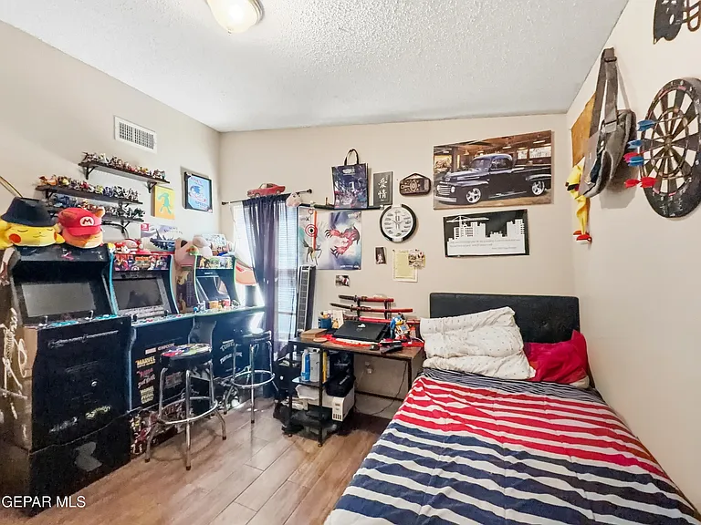 1476 Enrique Perez Cir — Photo 16