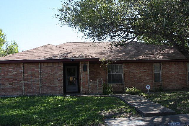 1st image of 3113 Heron Ave
