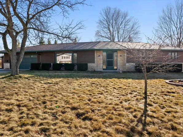 875 Circle DRIVE, Mayville, WI 53050