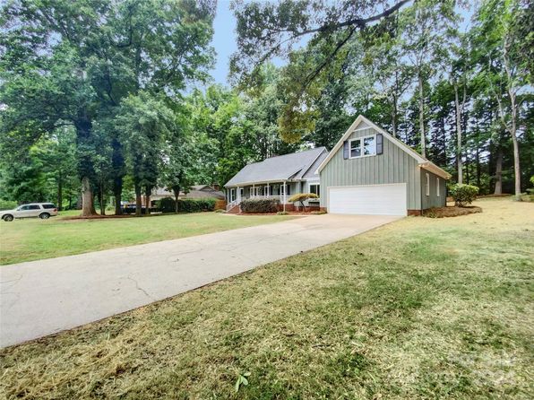 138 Bufflehead Dr, Mooresville, NC 28117