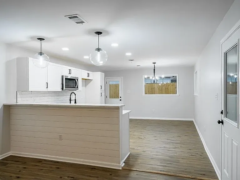 4888 Verne Rd — Photo 5