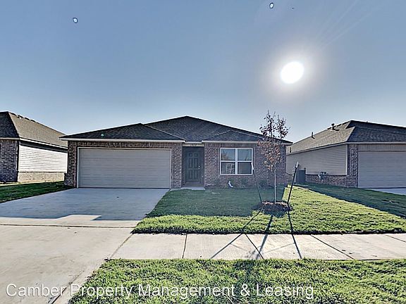 2nd image of 1808 Hayes Ln