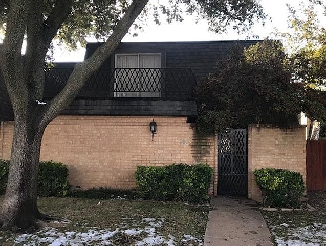 1st image of 2808 Barrow St