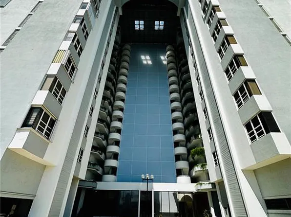 3205 Avenida Isla Verde Ave #1008, Carolina, PR 00979