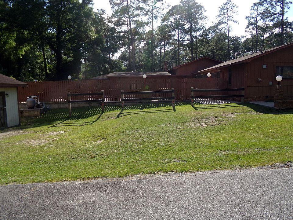 1st image of 1710 Lakeside Pl #A