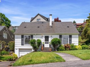 2037 NE Alameda St, Portland, OR 97212